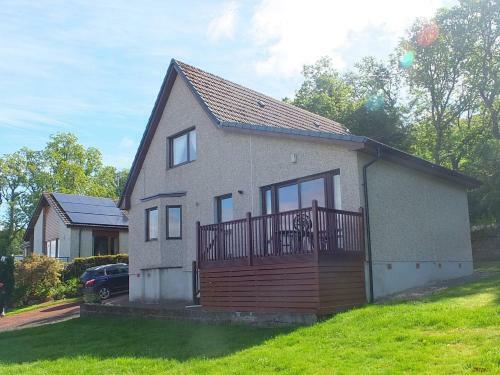 Trefoil Holiday Home