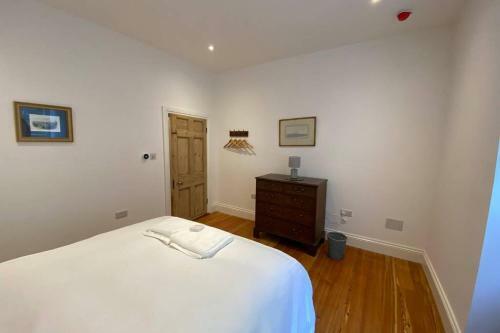 The Courtyard Apartment, Strangford