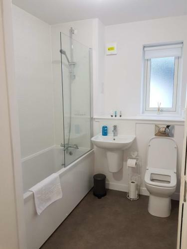 3 Royal View Apartments