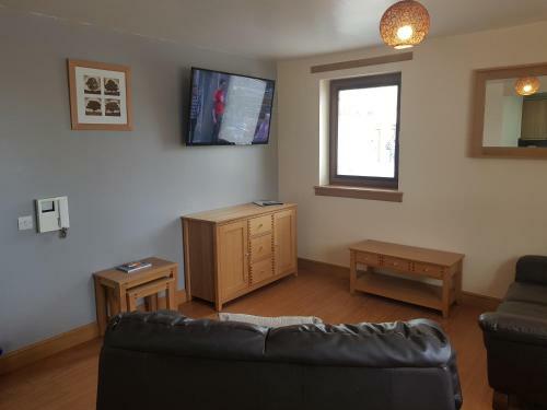 Apartment 2, Quay Head View