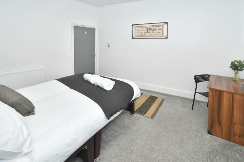 4br With Wardrobes!city Centre!monthly Stay