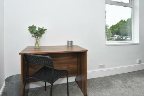 4br With Wardrobes!city Centre!monthly Stay
