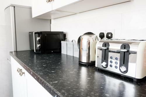 Inspired Stays ***city Centre Location***