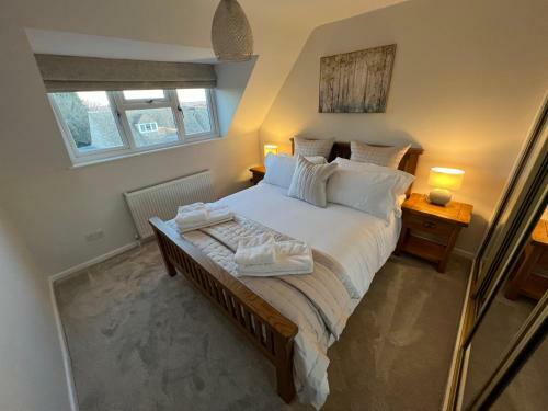 *new* Farthings, Luxurious 4 Bedroom Home!!