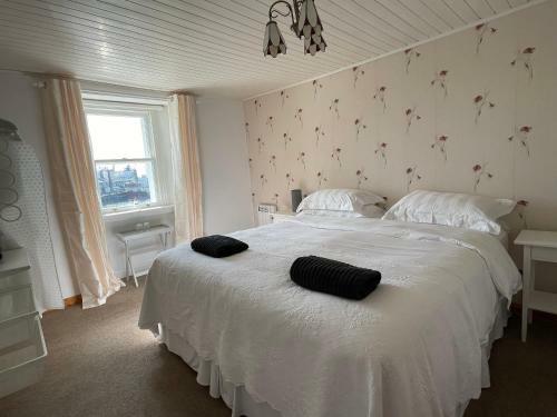 Bed & Breakfast Forty Five, John Street, Stromness,