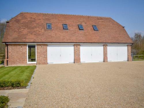 Puxton Lodge