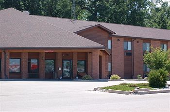 Hotel Country Hearth Inn & Suites Lomira
