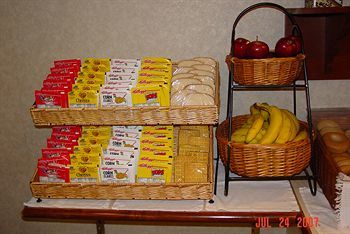 Hotel Country Hearth Inn & Suites Lomira