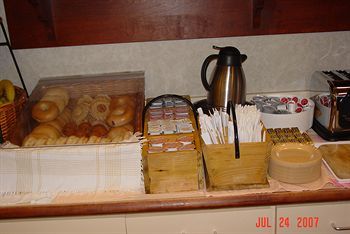 Hotel Country Hearth Inn & Suites Lomira