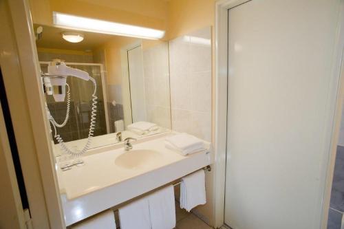 Hotel Ace Motel Ath�e