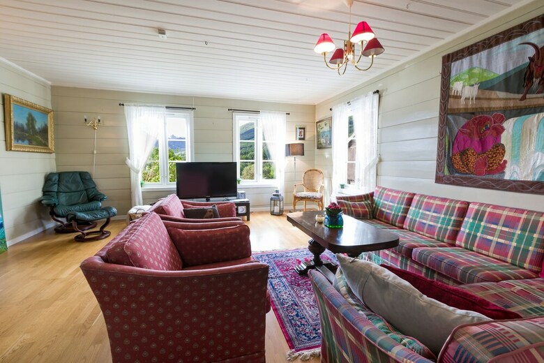 Lodge Stranda Booking