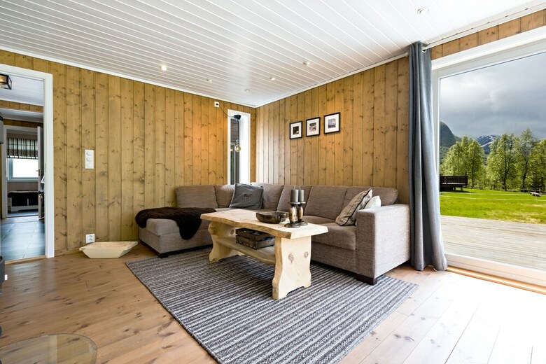 Lodge Stranda Booking