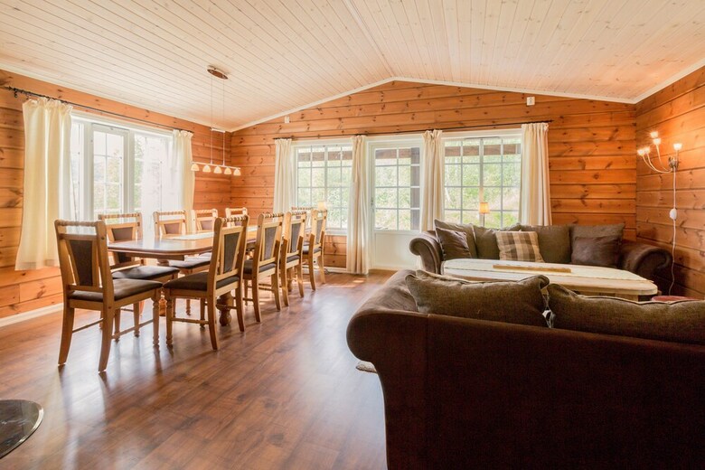 Lodge Stranda Booking