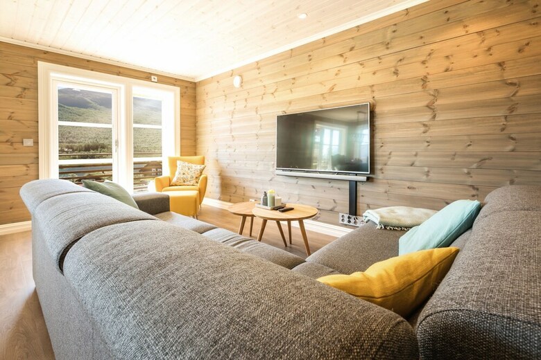 Lodge Stranda Booking