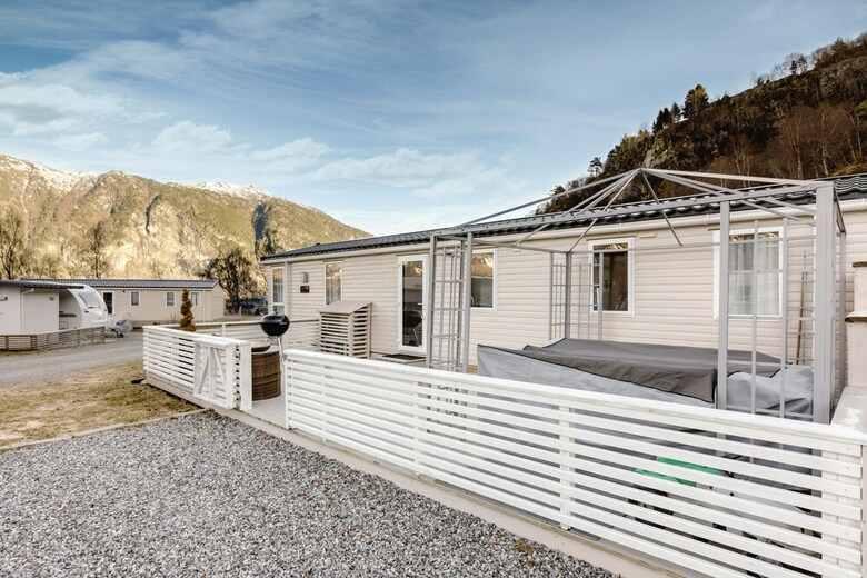 Lodge Stranda Booking