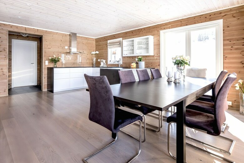 Lodge Stranda Booking