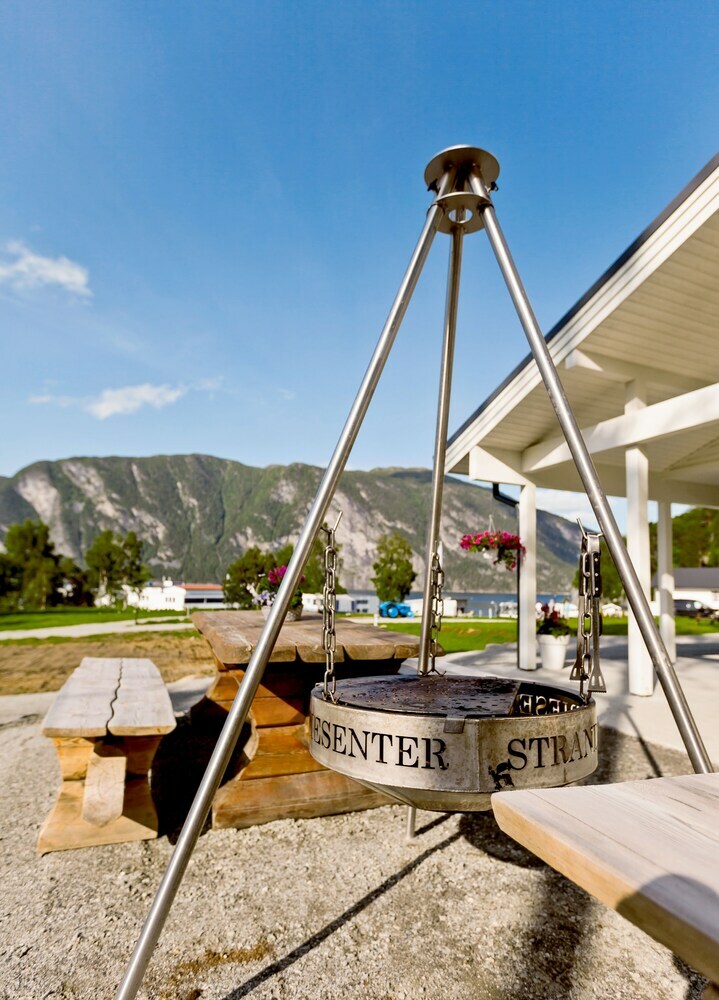 Lodge Stranda Booking