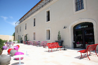 Hotel Distillerie De P�zenas