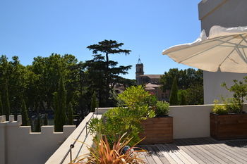 Hotel Distillerie De P�zenas