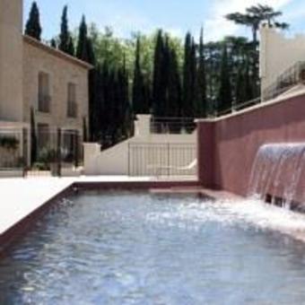 Hotel Distillerie De P�zenas