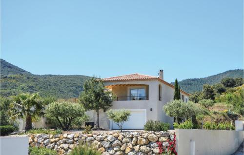 Holiday Home St Nazaire De Ladarez St-1262