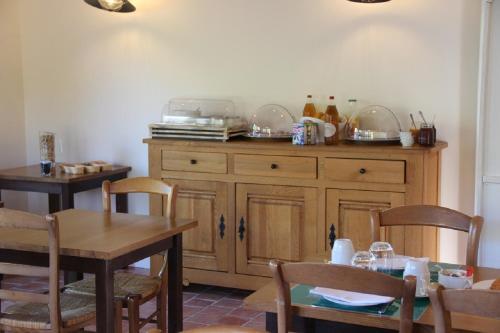 Hostal Auberge Du Vieux Tour