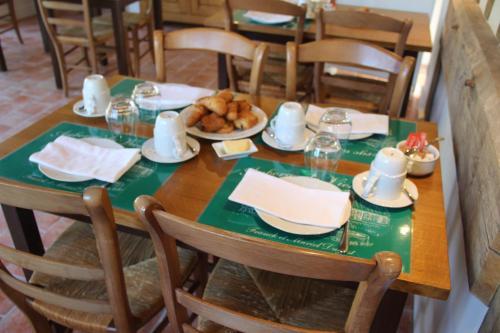 Hostal Auberge Du Vieux Tour