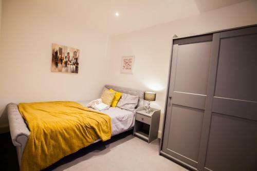 Surbiton Luxury Garden House