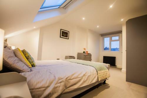 Surbiton Luxury Garden House