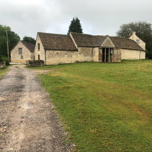 The Barn, Boundary Court