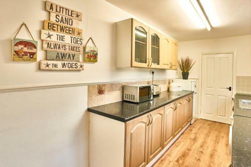 Contractors Book Now! Sleeps 5 - Modern & Relaxing