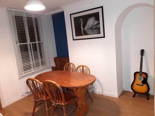 Grove Road Cottages - Group Bookings