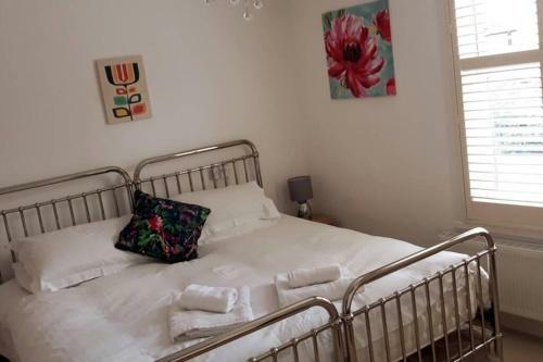 Grove Road Cottages - Group Bookings