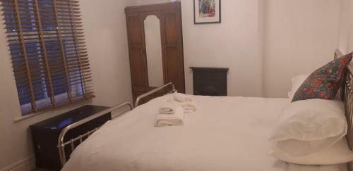 Grove Road Cottages - Group Bookings