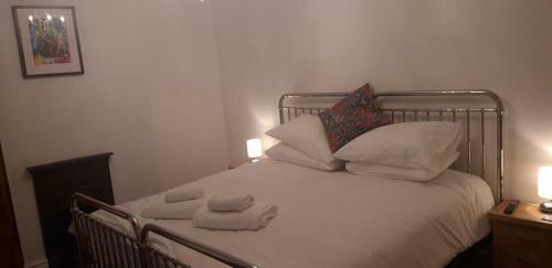 Grove Road Cottages - Group Bookings