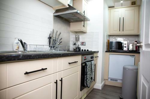 Modern Townhouse Apartment With Free Wifi & Netflix