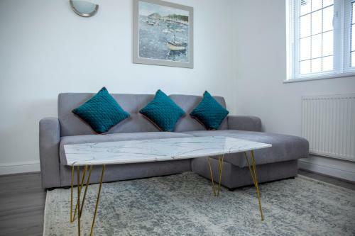 Modern Townhouse Apartment With Free Wifi & Netflix