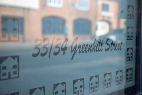 Modern Townhouse Apartment With Free Wifi & Netflix