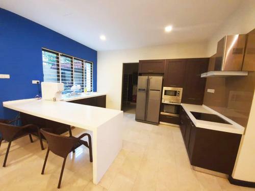 Villa Kl City Bungalow Pool Homestay