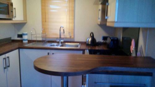 3 Bedroom 2 Bathroom Prestige Caravan Presthaven Sands