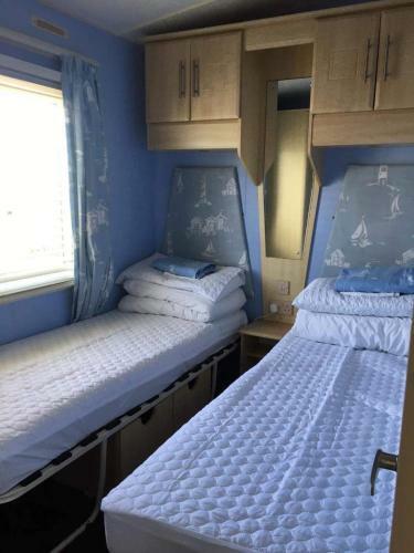 3 Bedroom 2 Bathroom Prestige Caravan Presthaven Sands