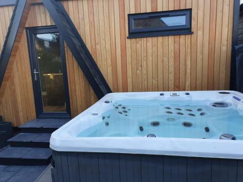 Lodge Little Woodbine