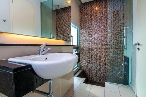 Apartamento Swiss Suites By Plush