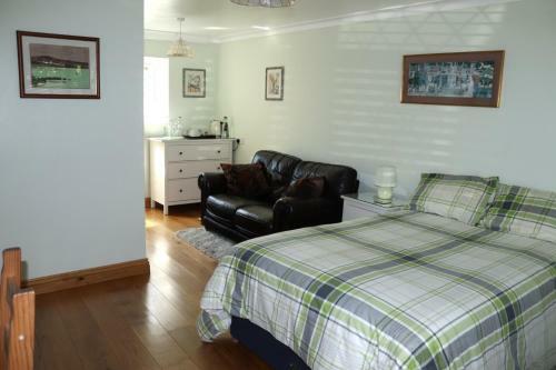 Bed & Breakfast Highworth House