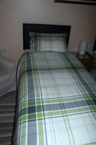 Bed & Breakfast Highworth House