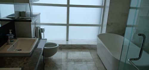 Apartamento The Platinum Suites By Whitfield