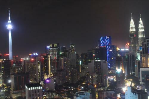 Apartamento Al Diuf Service Suites @ Berjaya Times Square Kl
