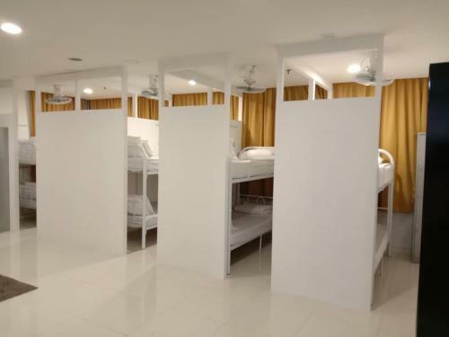 Albergue Valencia Dorm Summer Suites Klcc