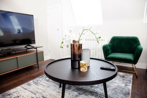 High Life Serviced Apartments - Old Town