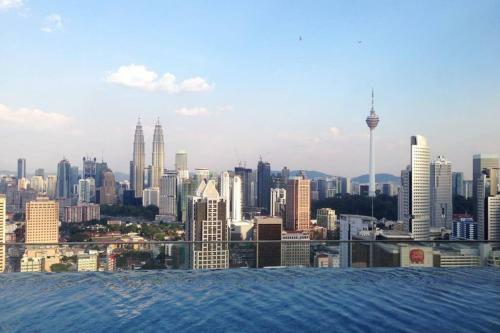 Apartamento Klcc Regalia Suites Infinity Pool Kuala Lumpur